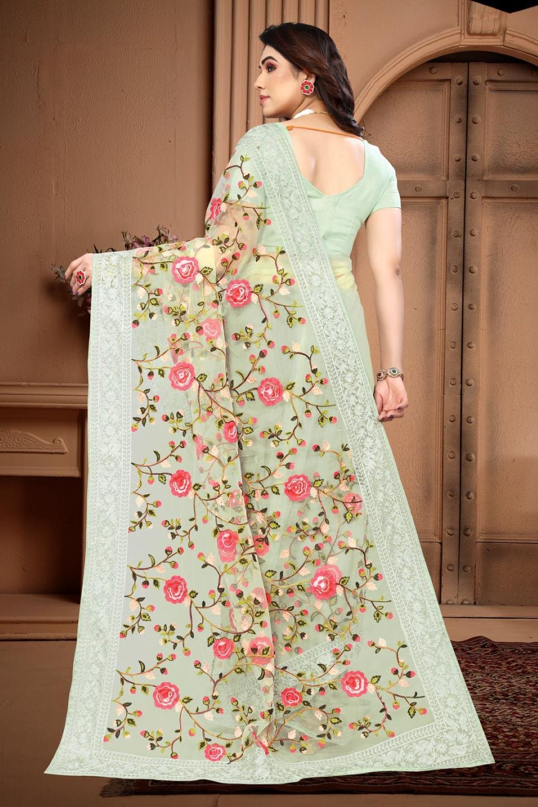 Ethnic Motifs Zari Woven Design Banarasi Saree