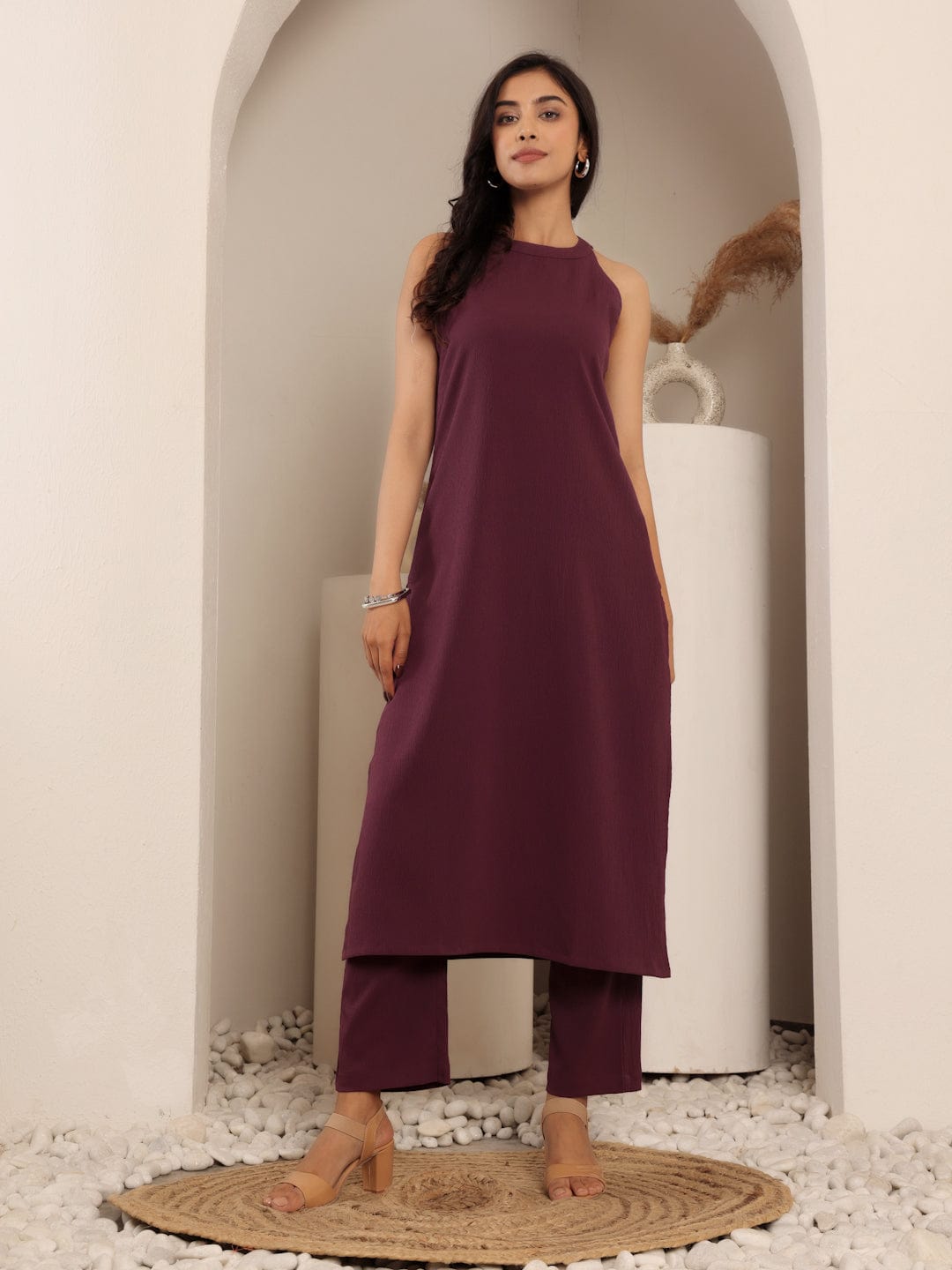 Varanga Women Halter Neck Straight Kurta Paired With Tonal Bottom And Printed Dupatta