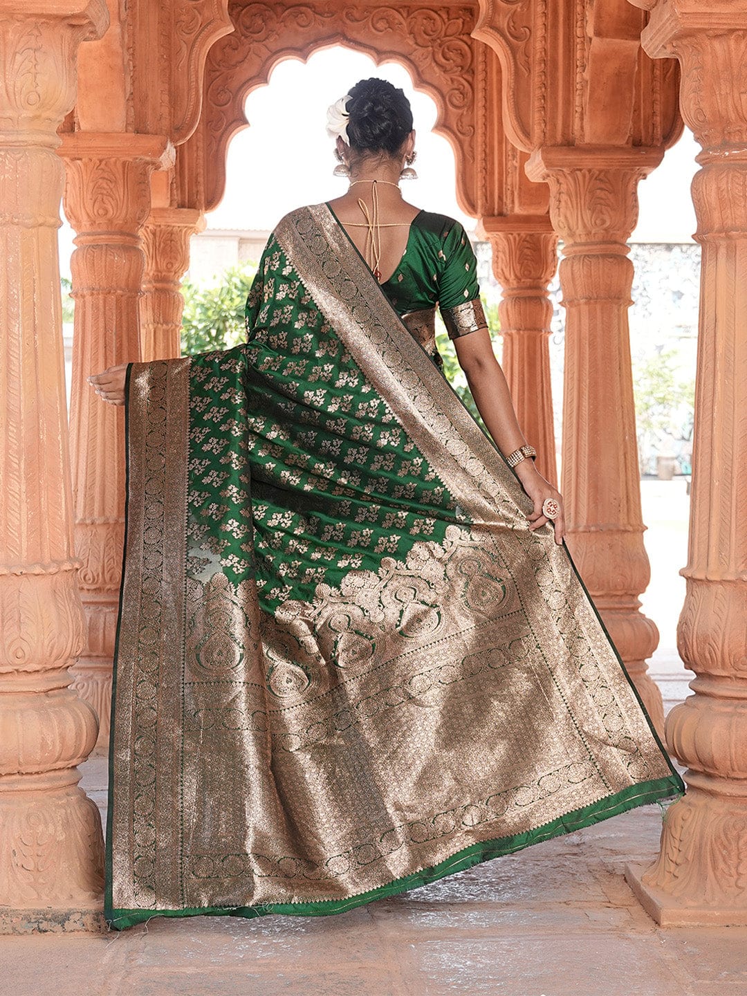 Varanga Green Cotton Blend Banarasi Saree