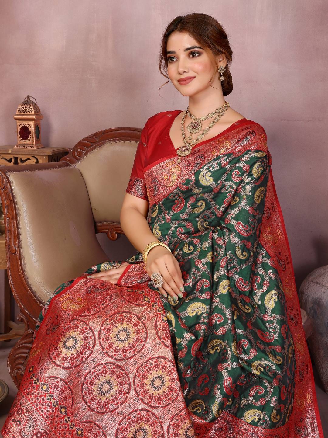 Varanga Women Banarasi Saree With Blouse Piece