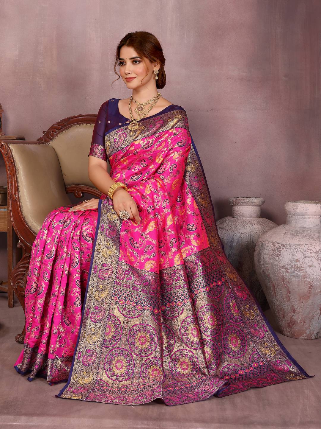 Varanga Women Banarasi Saree With Blouse Piece