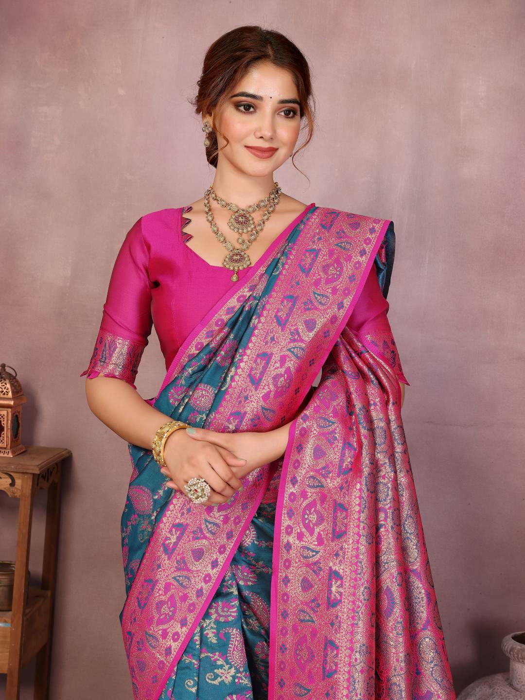 Varanga Women Banarasi Saree With Blouse Piece