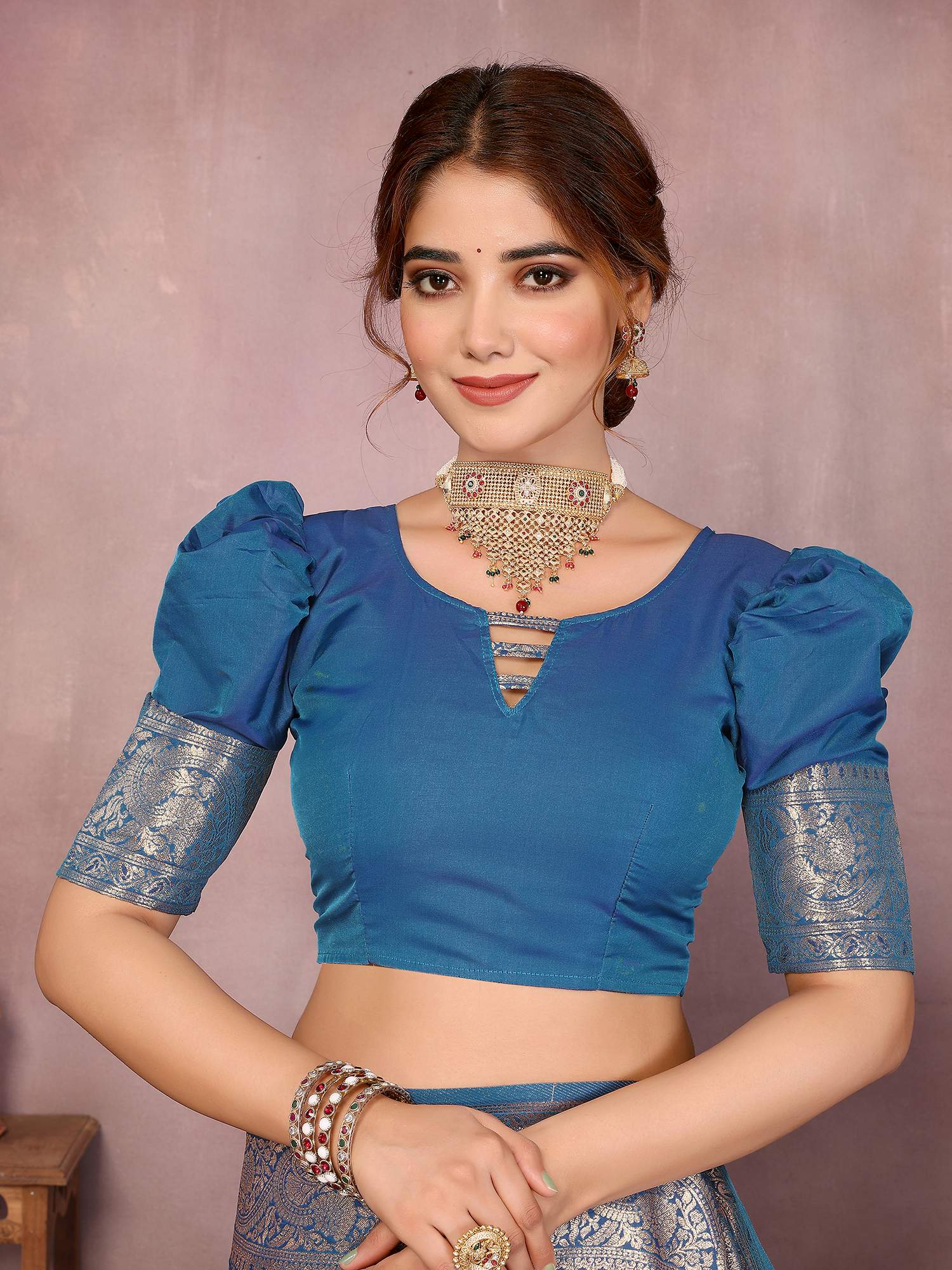 Varanga Women Banarasi Saree With Blouse Piece