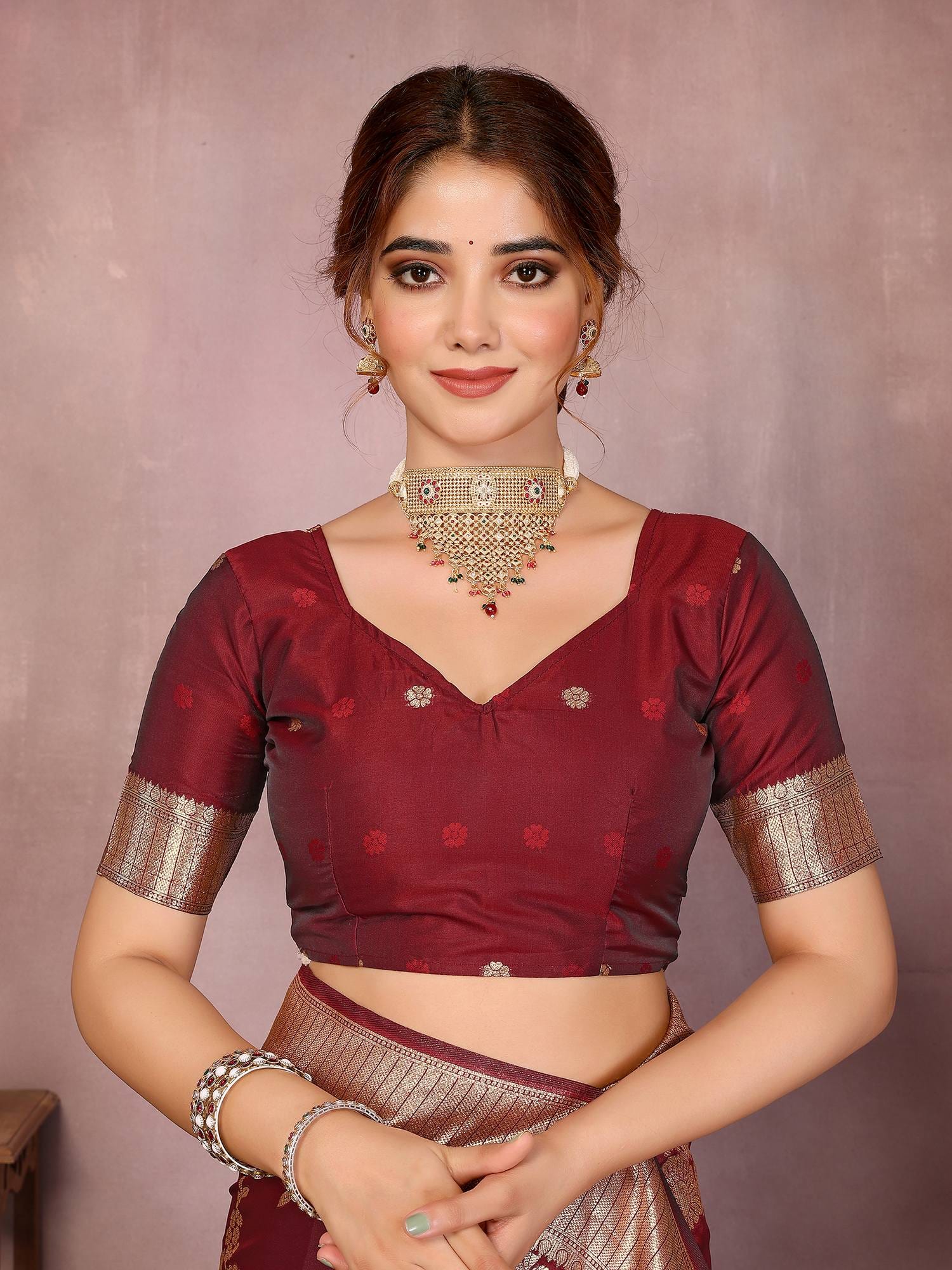 Varanga Women Banarasi Saree With Blouse Piece
