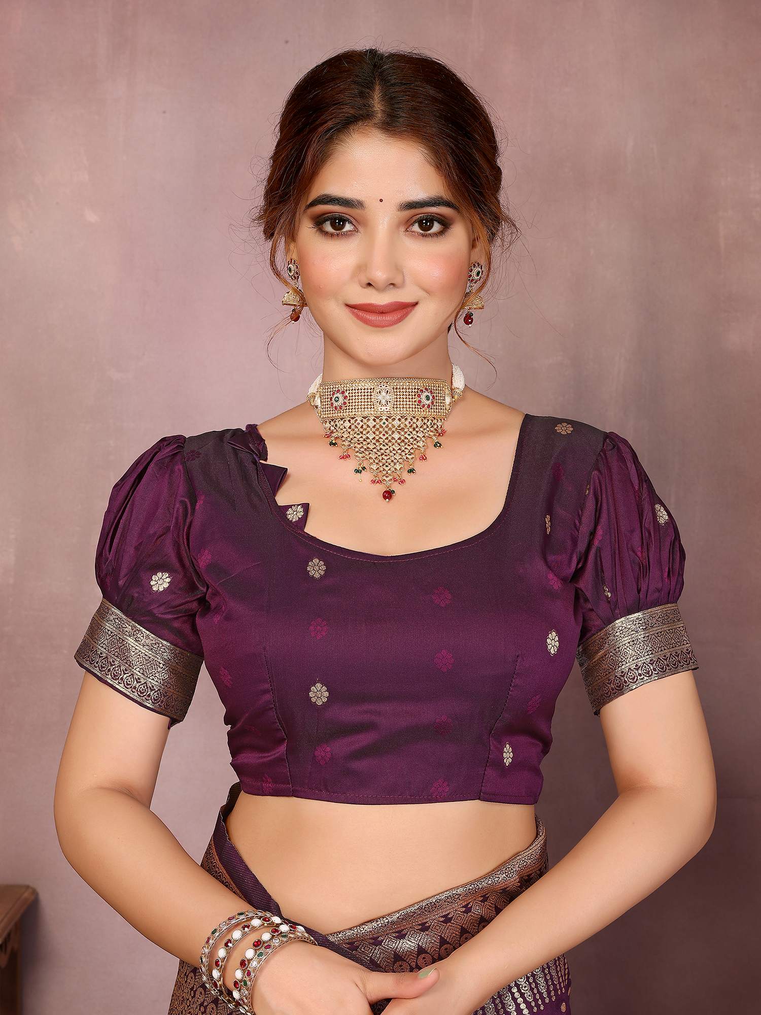 Varanga Women Banarasi Saree With Blouse Piece
