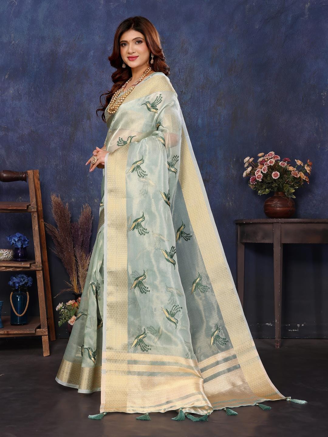 Ethnic Motifs Zari Woven Design Banarasi Saree