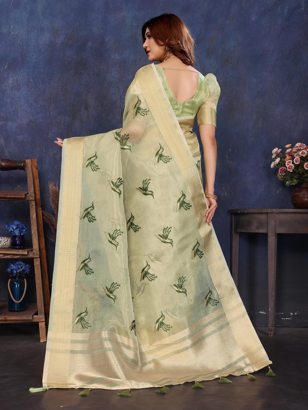 Ethnic Motifs Zari Woven Design Banarasi Saree