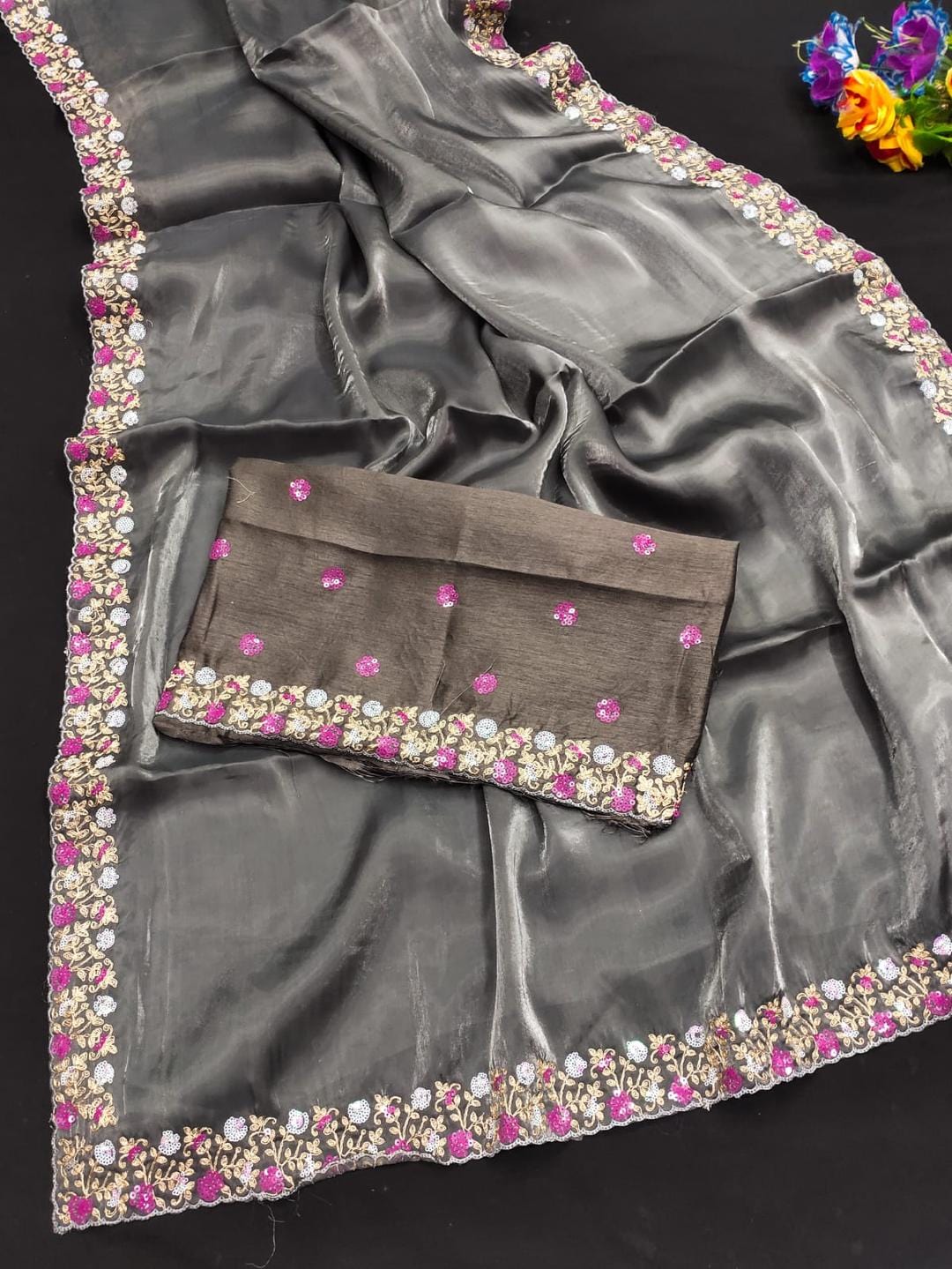 Ethnic Motifs Zari Woven Design Banarasi Saree