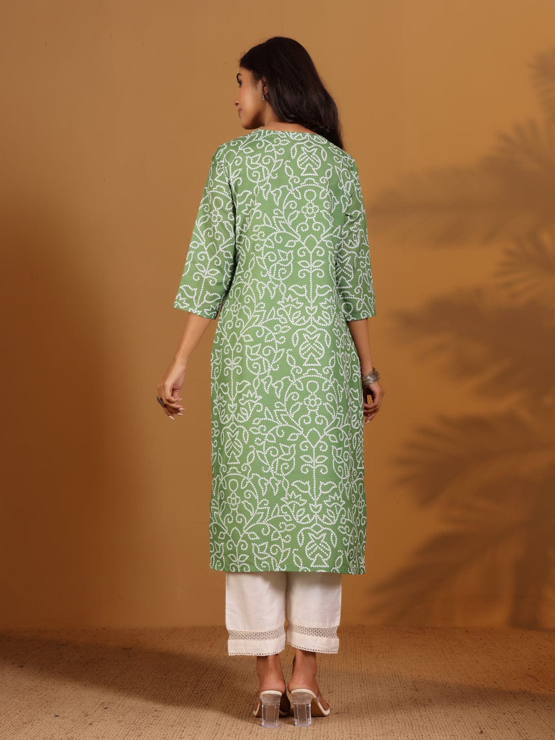 Varanga Bandhani Printed Sequinned Tie-Up Neck Kurta