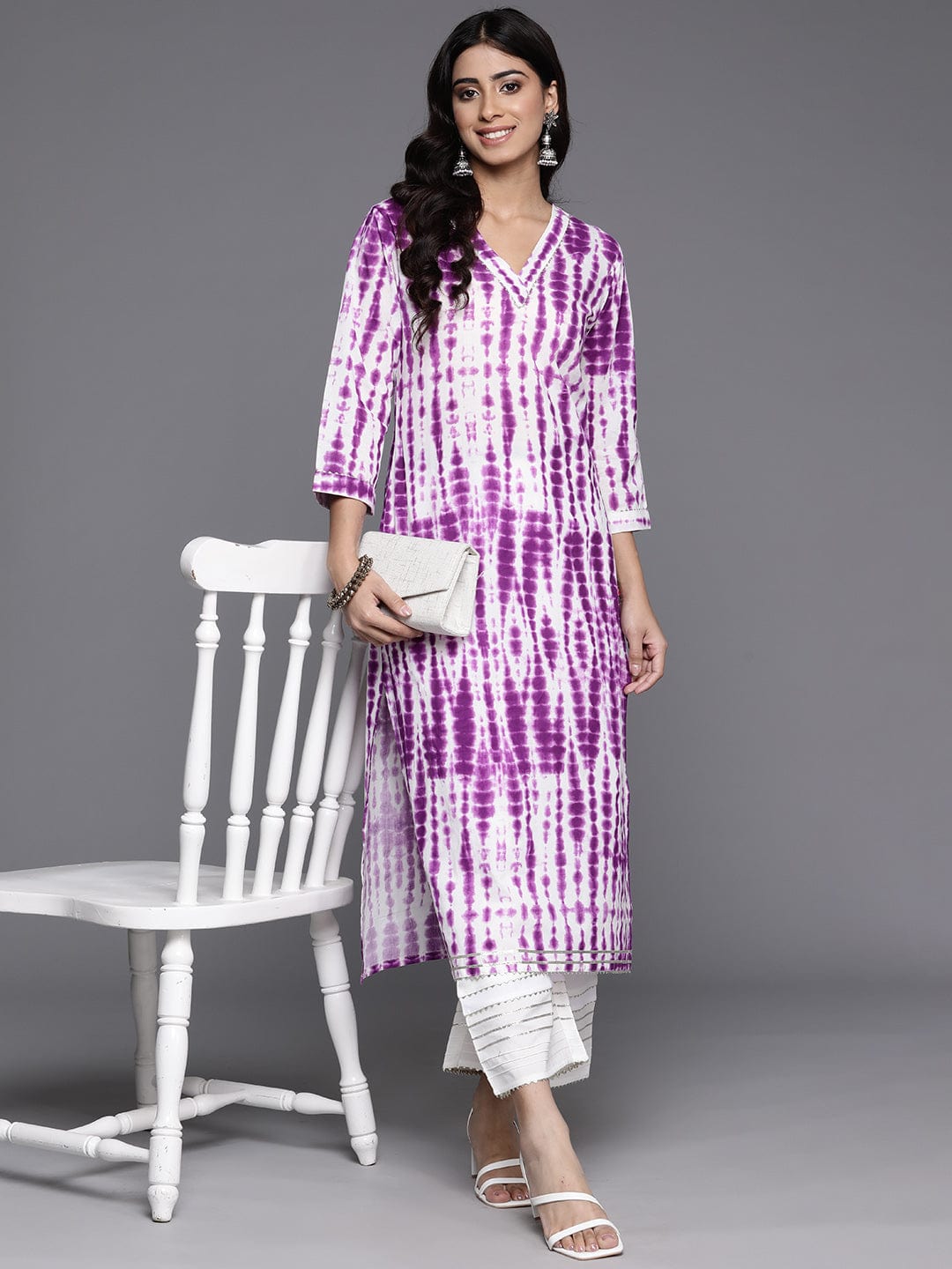 Varanga Women Purple And White Gota Embellished Straight Kurta