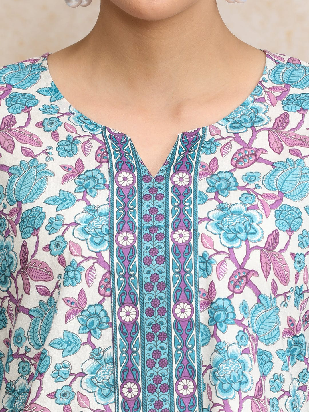 Varanga Women Floral Printed Curved Hem Tunic