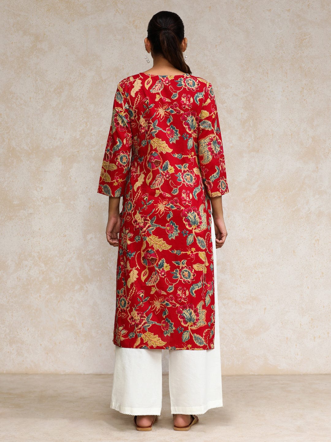 Varanga Women Bold Floral Printed With Lace gota patti Detailed Yoke Kurta