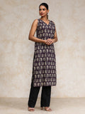 Varanga Women Paisley Printed V Neck sleeveless Kurta
