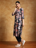 Varanga Women Bold Floral Printed Straight Kurta