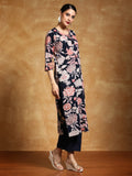Varanga Women Bold Floral Printed Straight Kurta