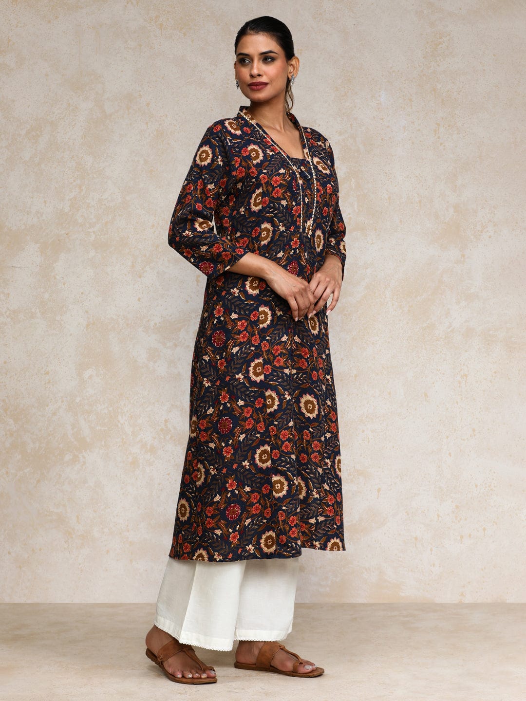 Varanga Women Ethnic Jaipuri Printed V Neck A-Line Kurta