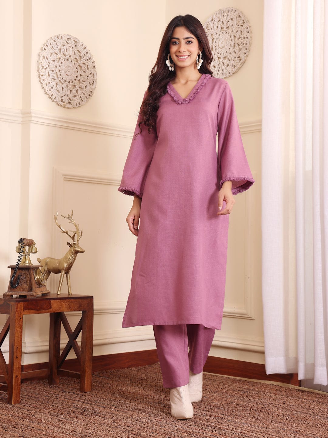 Varanga Women Purple Fringed V Neck Kurta Set