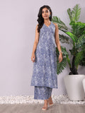 Varanga Women Paisely Printed Pure Cotton Halter Neck Kurta With Trousers
