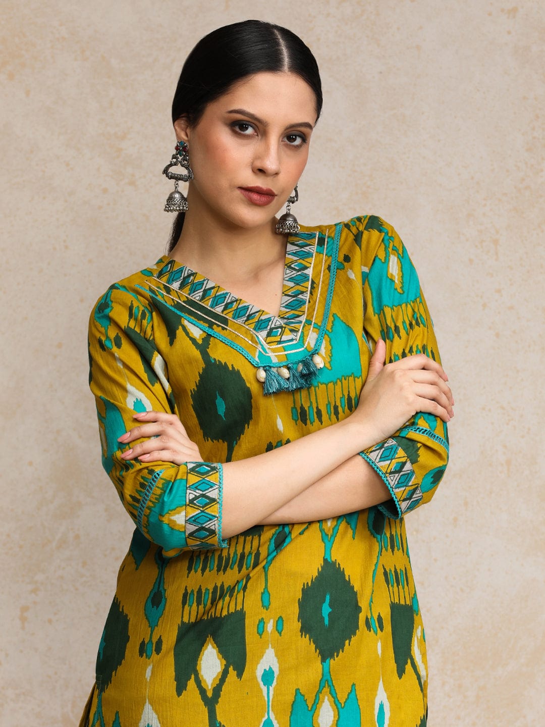 Ikat Printed Boho Look With Tassel Kurta & Chevron Trouser
