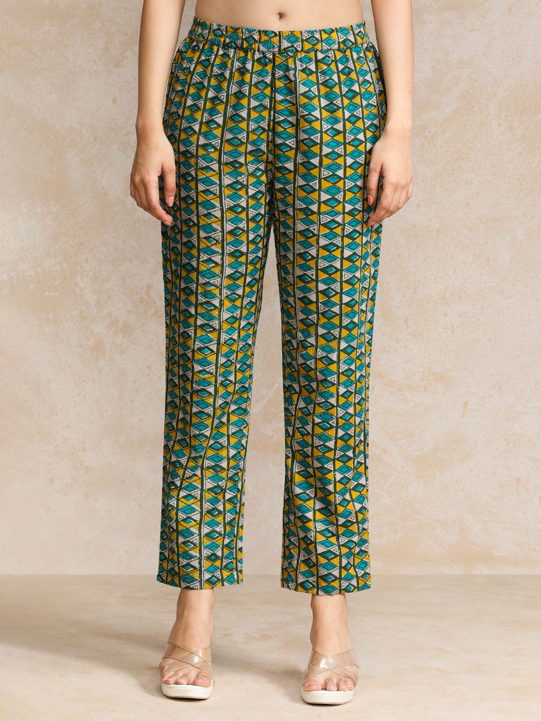 Ikat Printed Boho Look With Tassel Kurta & Chevron Trouser