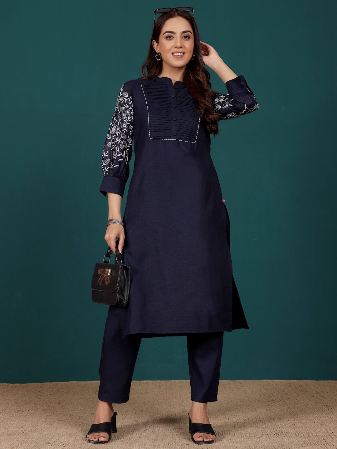 Varanga Women Floral Thread Embroidered Balloon Sleeve Pintuck Yoke Kurta With Trouser