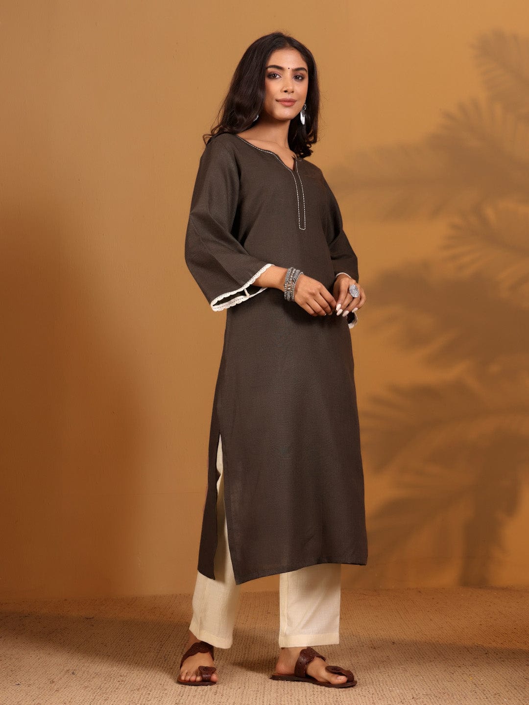 Varanga Women Flared Sleeve Pakistani Look Kurta with Trouser