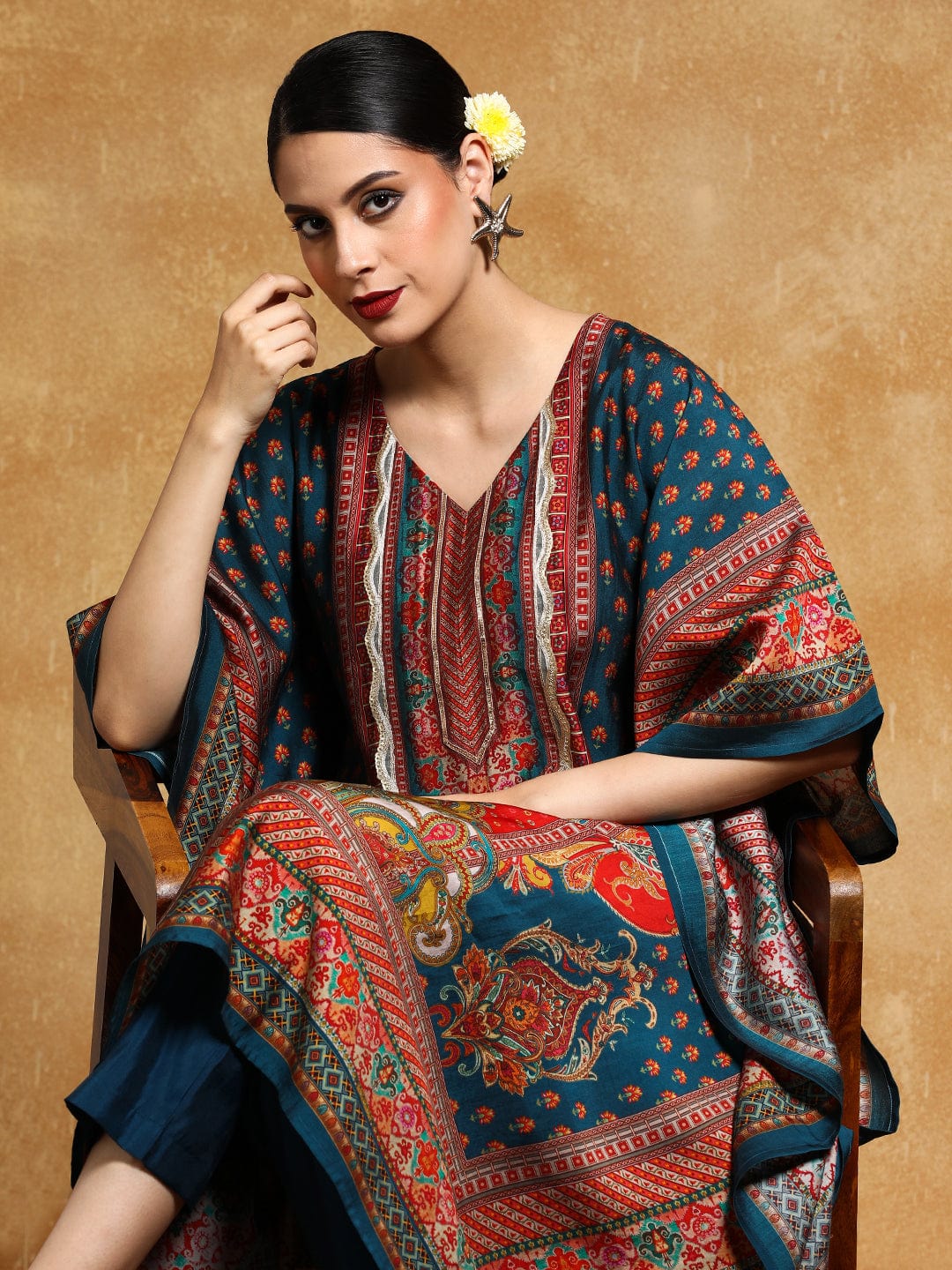 Varanga Women-Zari & Sequin Detailed Ethnic Printed Flared Kaftan With Trouser