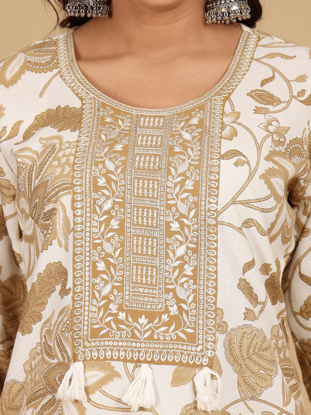 Varanga Women Round Neck Bold Print Co Ord Set