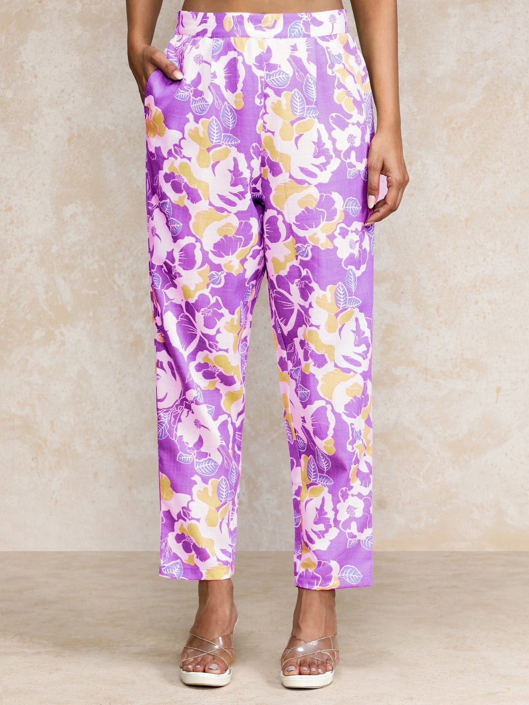 Varanga Women Abstract Printed Apple Hem Kurta with Trouser Coord Set