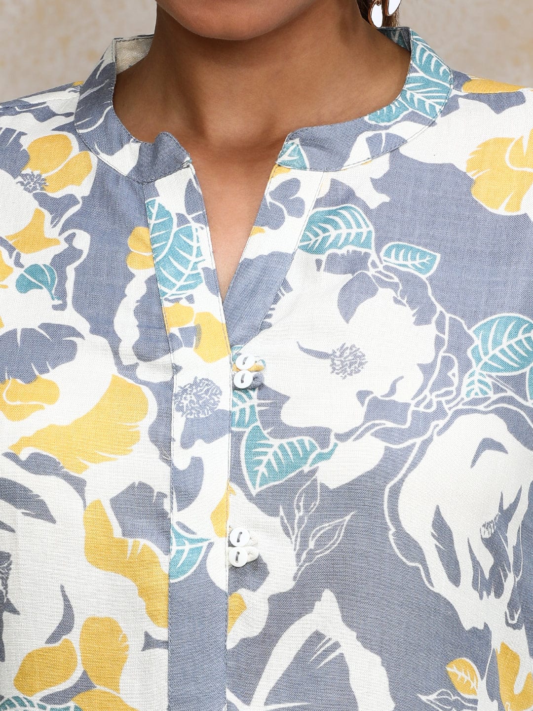 Varanga Women Abstract Printed Apple Hem Kurta with Trouser Coord Set