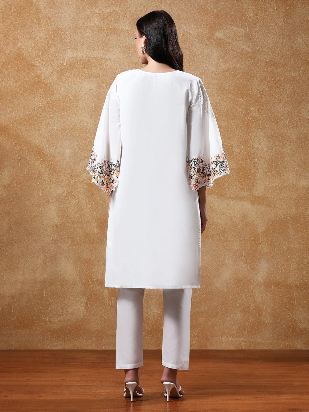 Varanga Floral Embroidered Pure Cotton Flared Sleeves V-Neck Straight Kurta with Trousers