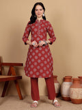 Varanga Women Printed Kurta With Thread Details On Neck Paired With Solid Trousers