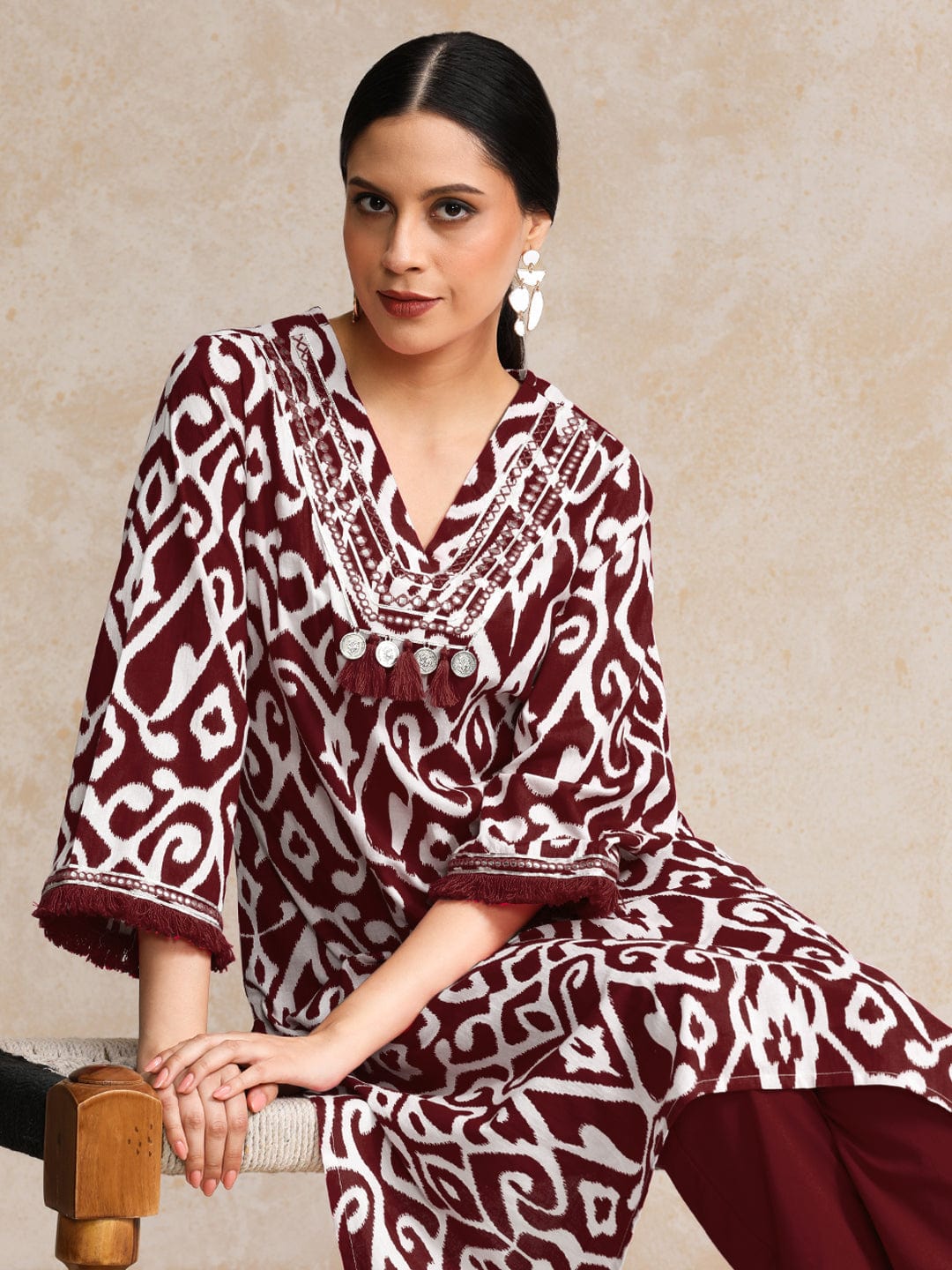 Varanga Women Ikat Printe Boho Flared Sleeve Kurta With Trouser