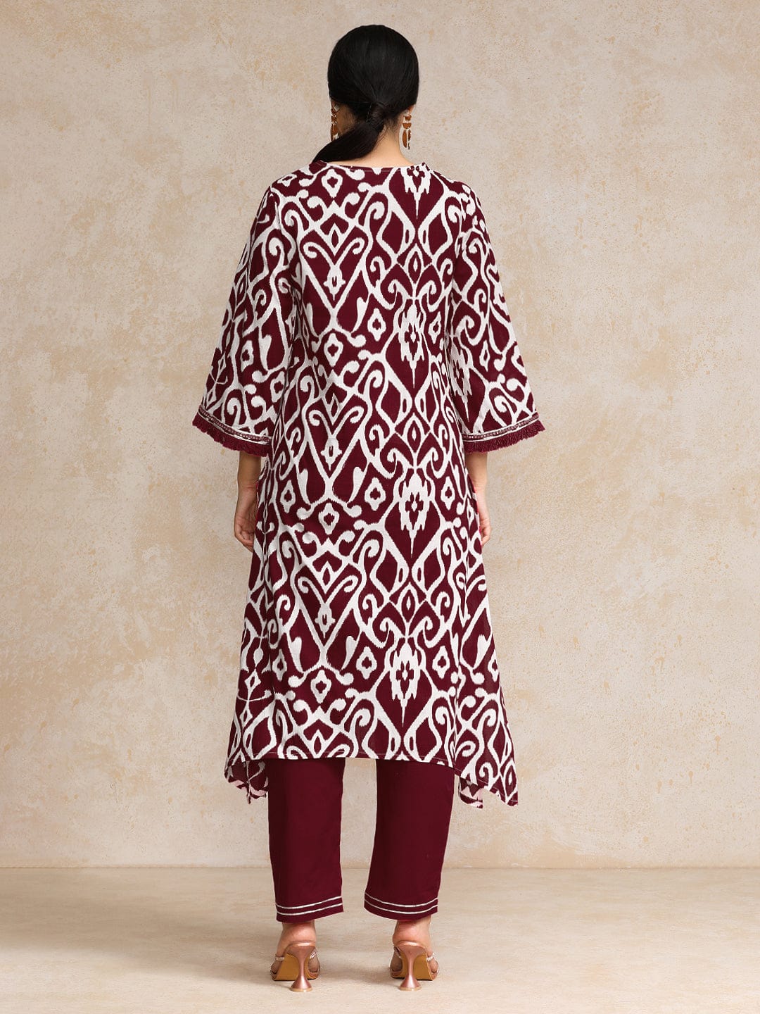 Varanga Women Ikat Printe Boho Flared Sleeve Kurta With Trouser