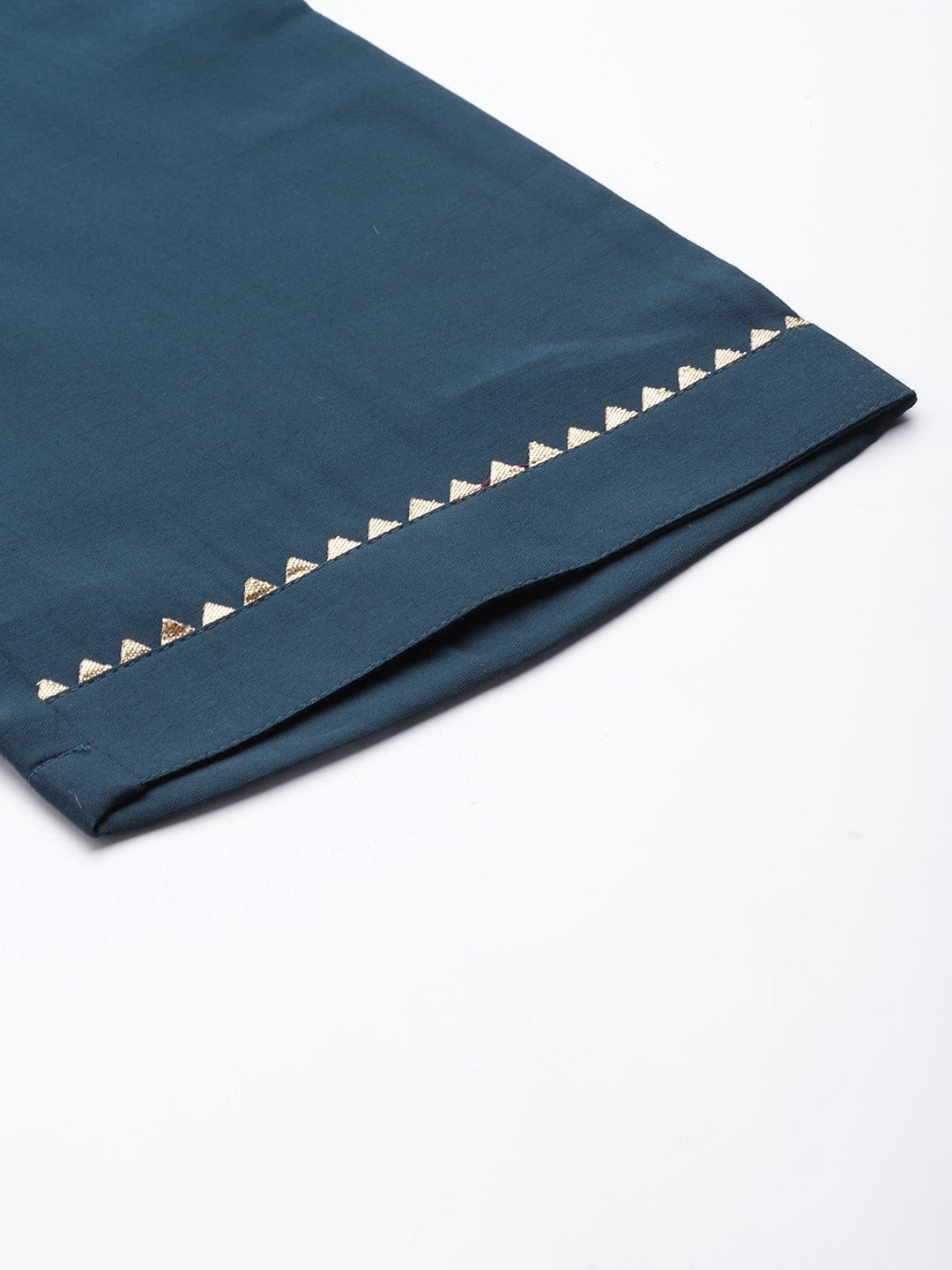 Varanga Blue Embroidered Kurta Paired With Tonal Bottom And Plain Dupatta