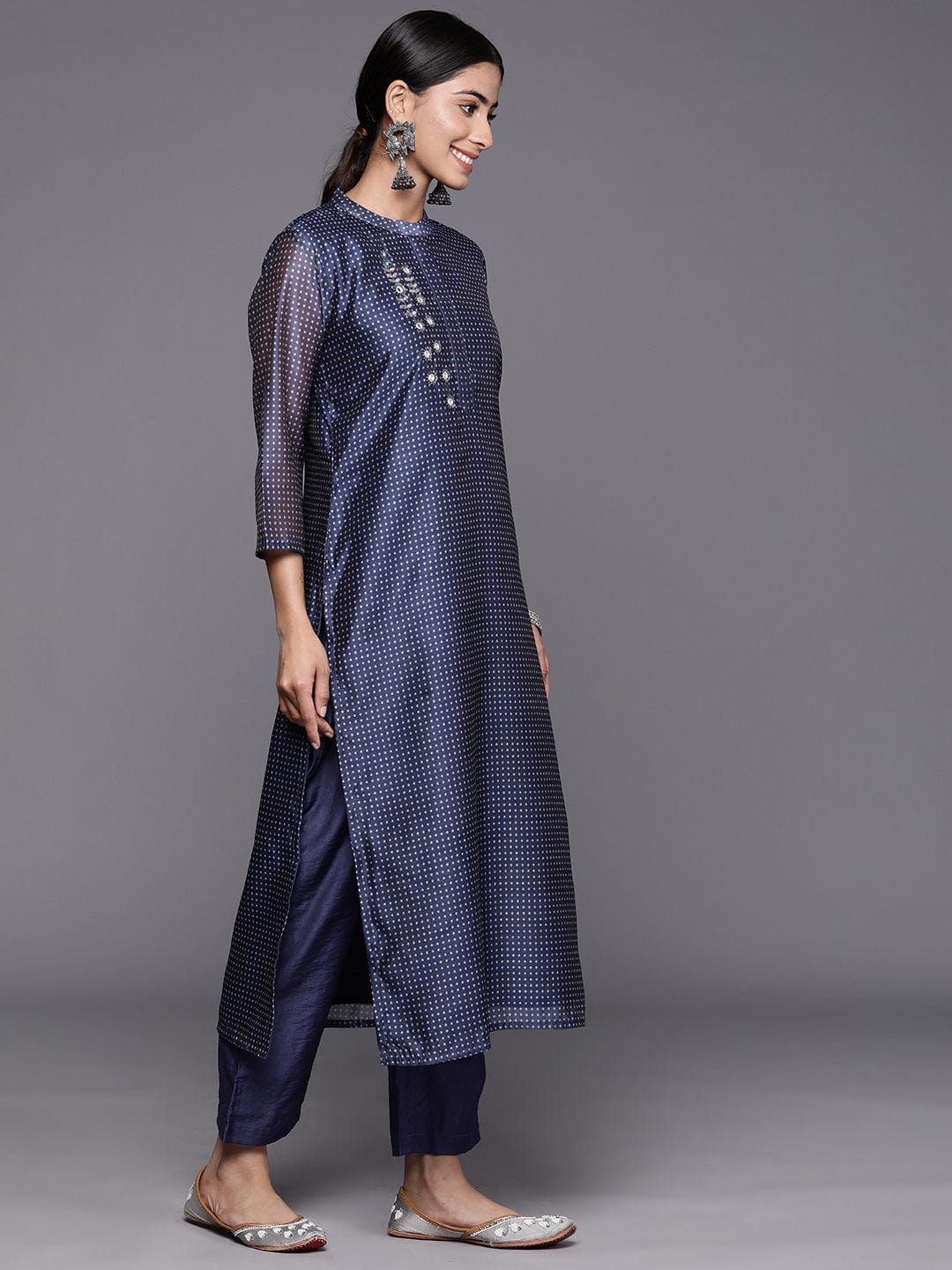 Varanga Women Navy Blue Bandhani Printed Straight Kurta With Three Quarter Sleeves Paired With Tonal Bottom And Printed Dupatta