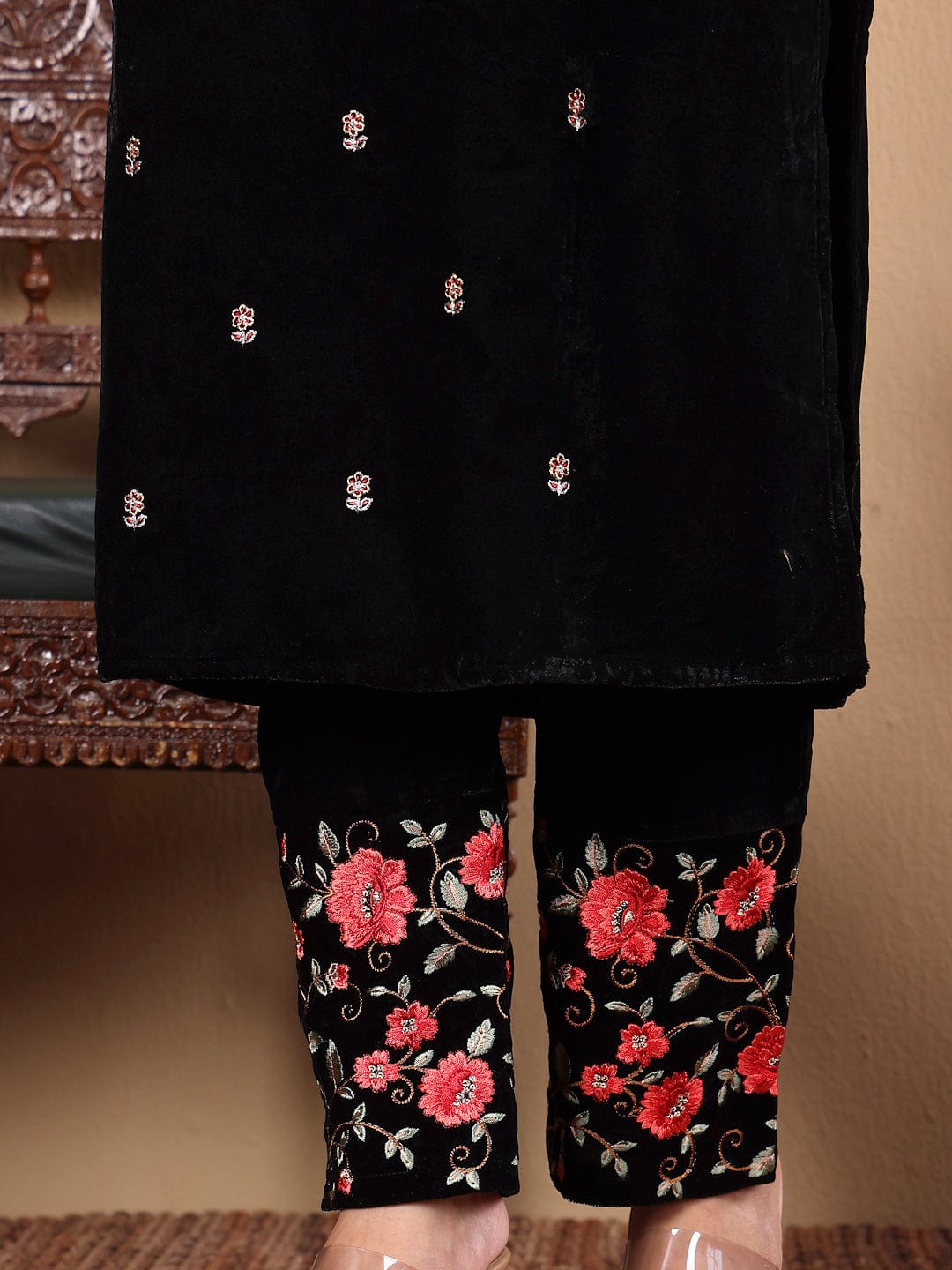 Varanga Floral Embroidered Zari Velvet Kurta with Trousers & Dupatta
