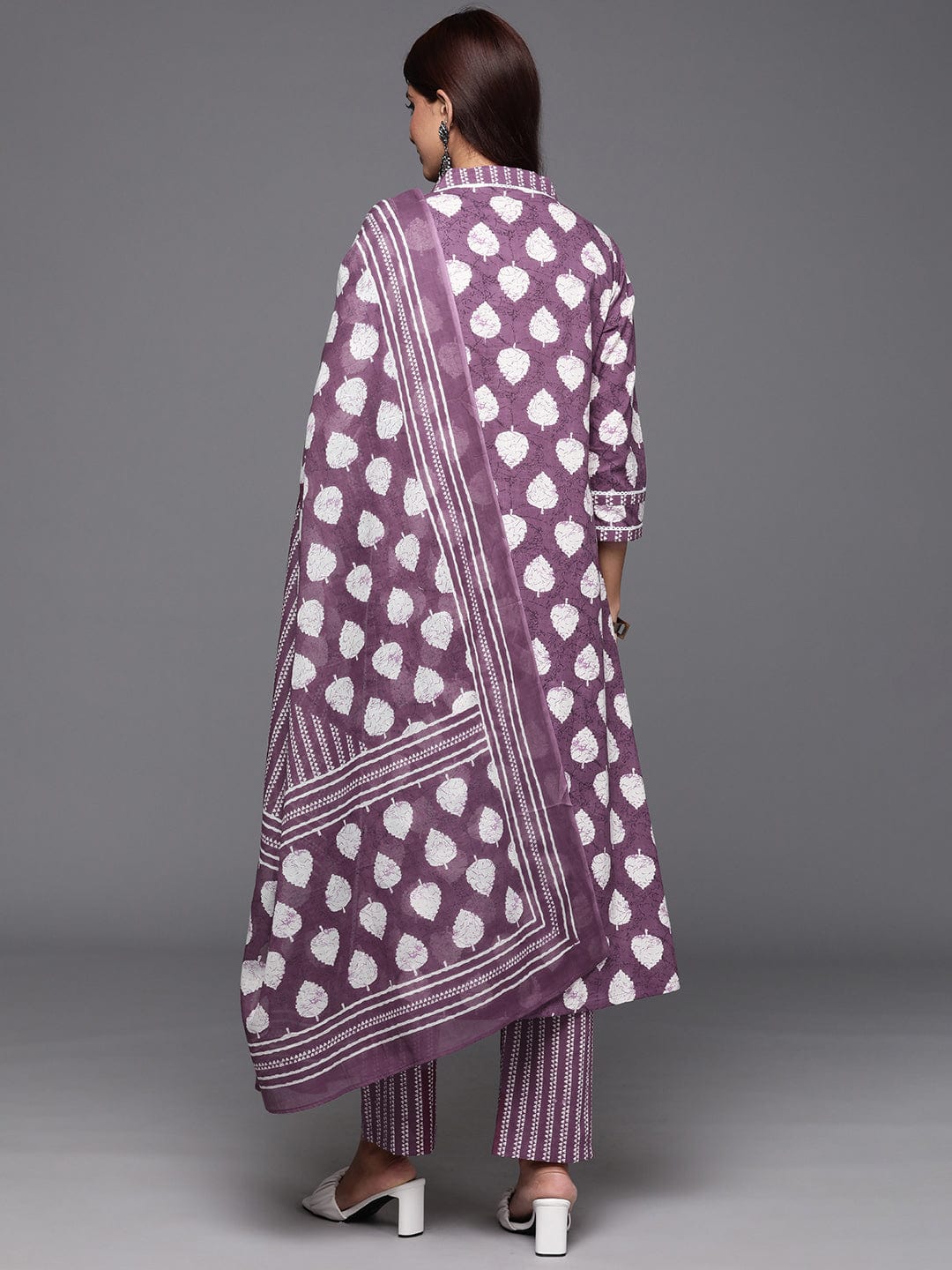 Varanga Women Floral Printed Straight Kurta With Tonal Printed Bottom And Dupatta
