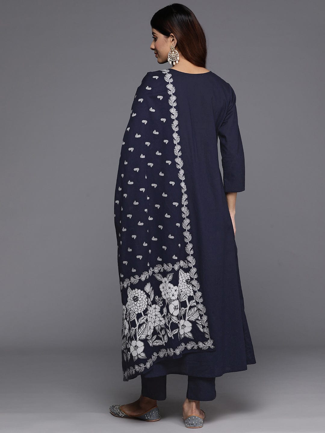 Varanga Women Blue Floral Printed Kurta With Bottom And Dupatta