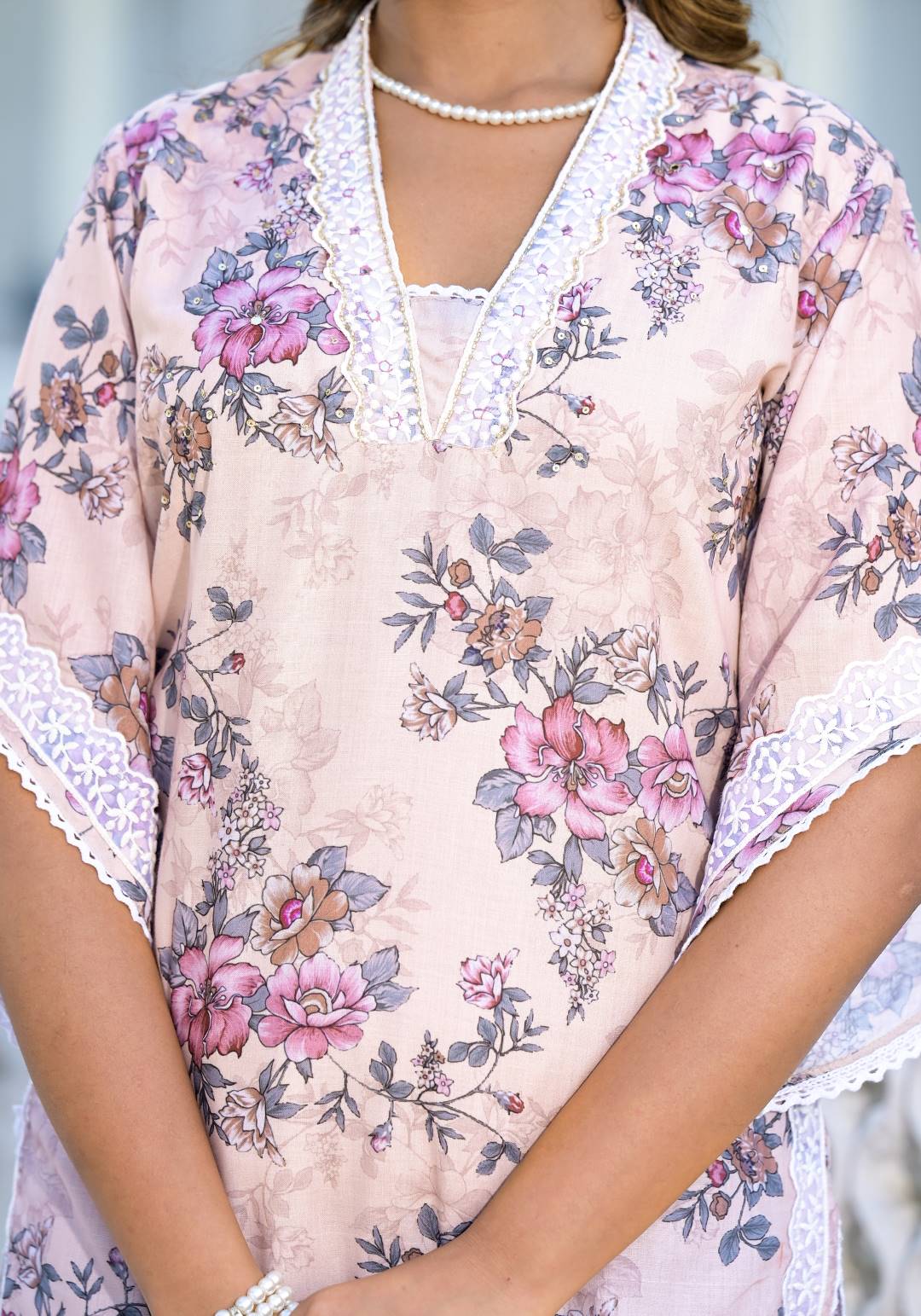 Varanga Women Floral Printed Straight Kurta Paired With Bottom And Dupatta