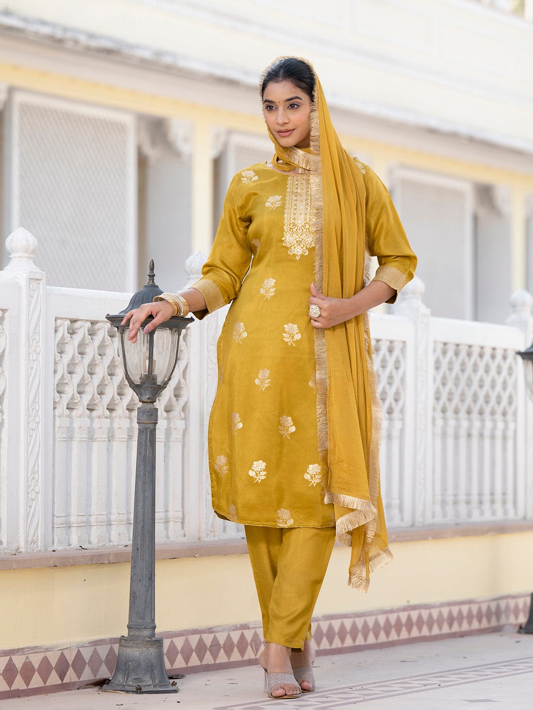 Varanga Women Round Neck Woven Design Kurta Paired With Bottom And Dupatta