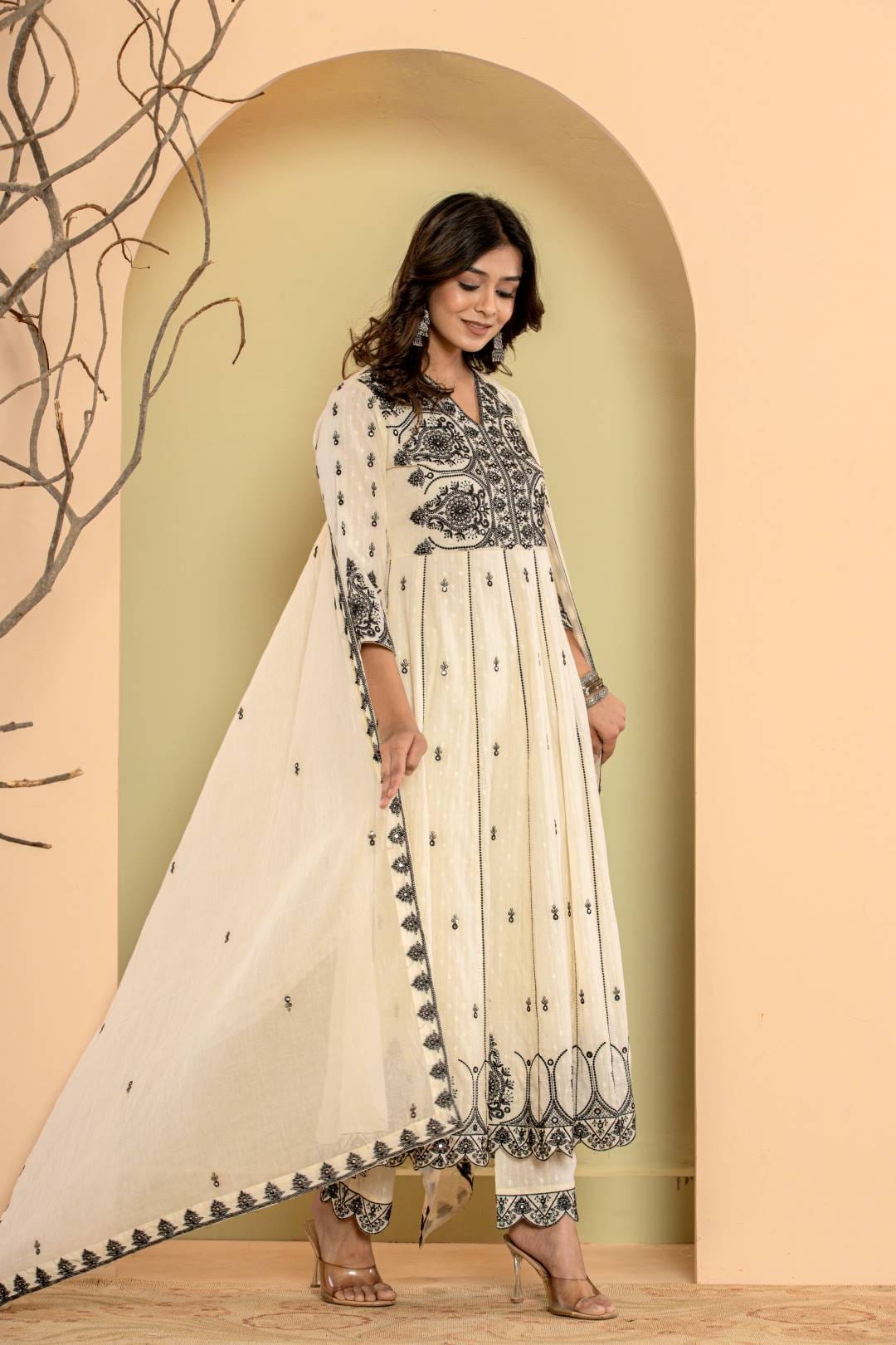 Varanga Women Thread Embroidered Anarkali Kurta Paired With Bottom And Dupatta