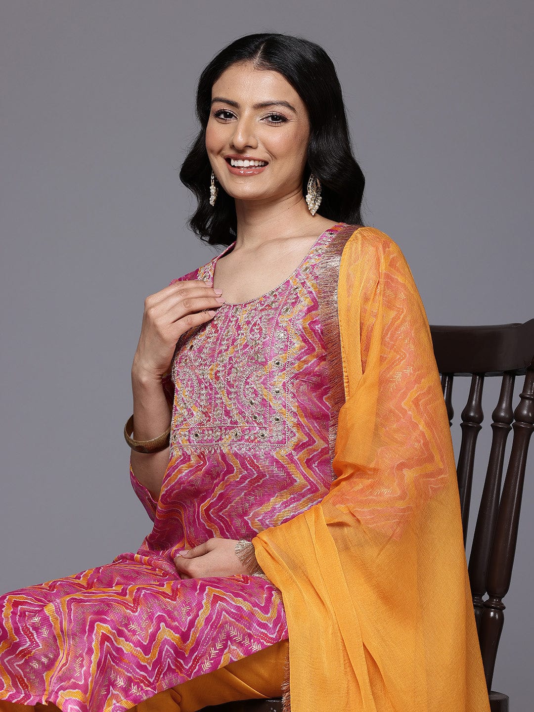 Varanga Women Pink  Chevron Printed Zari Embroidered Kurta Paired With Bottom And Dupatta