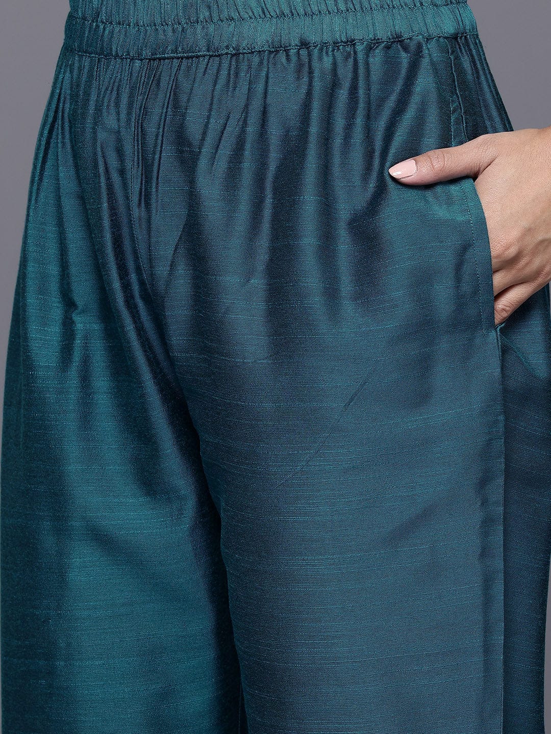 Varanga Women Navy Blue Placement Design  Embroidered Straight Kurta Paired With Contrast Bottom And Chiffon Dotted Dupatta With Four Side Fringes