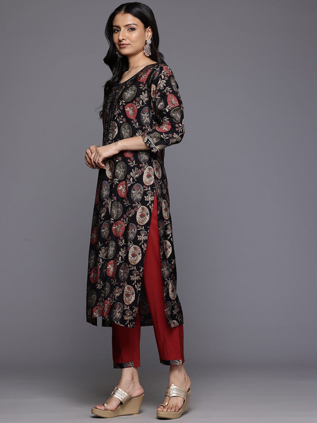 Varanga Women Black Round Neck Printed Embroidered Kurta Paired With Bottom And Dupatta