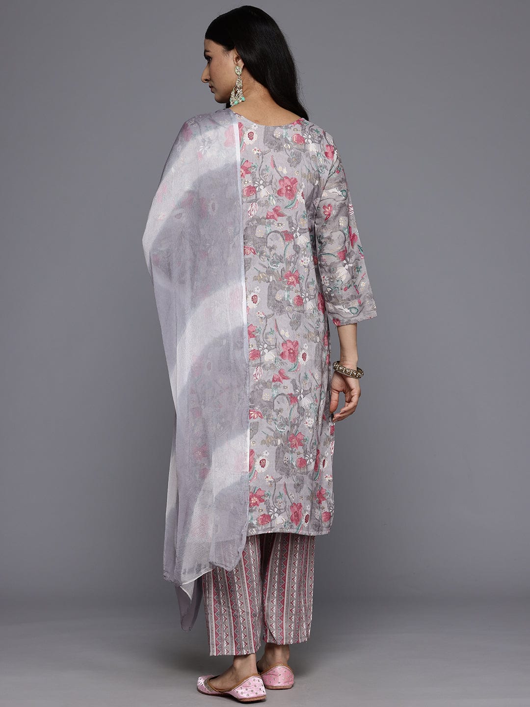 Varanga Women Grey Round Neck Thread Embroidered Yoke Printed Kurta Paired With Printed Bottom & Tie-Dye Dupatta