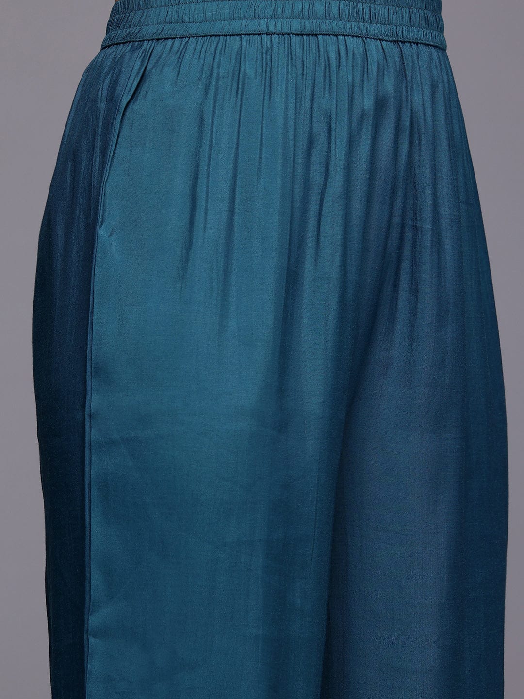 Varanga Women Navy Blue Thread And Zari Embriodered , Scalloped Hem Sleeve , Straight Kurta Set With Dupatta