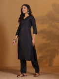 Varanga Women V Neck Kurta With Trouser And Printed Dupatta