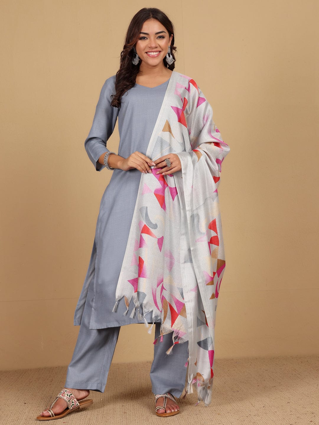Varanga Women Kurta With Trouser And Printed Dupatta