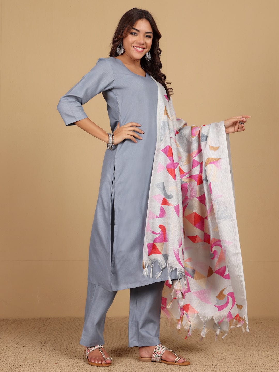 Varanga Women Kurta With Trouser And Printed Dupatta